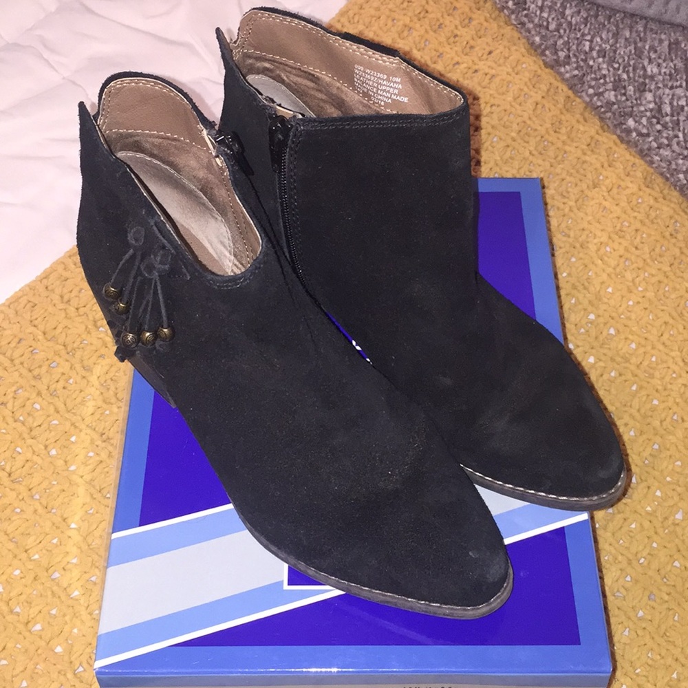 White Mountain Booties